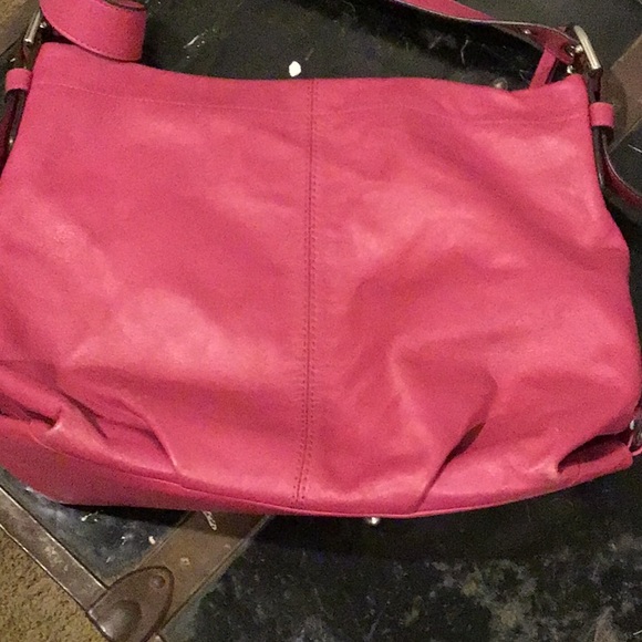 Coach Fuchsia Leather Bag w/ Small key fob - Picture 7 of 7
